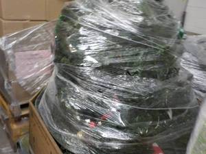 lot 416 image: Pallet of Store Xmas Displays...