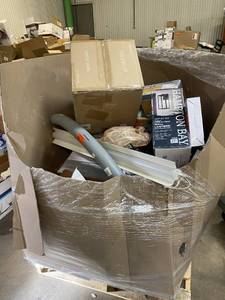 Misc Lighting FULL GAYLORD ($1000 Retail Value)