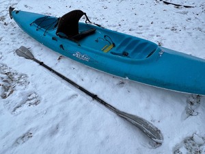 lot 10 image: Hobie Kayak