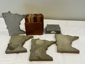 lot 156 image: Variety of Decorative Coasters