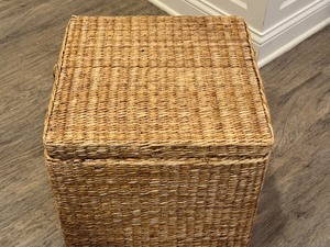 lot 142 image: Wicker Storage Cube