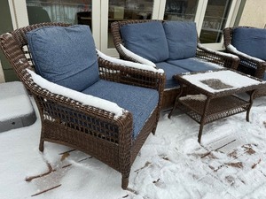 lot 305 image: Four Piece Patio Furniture Set