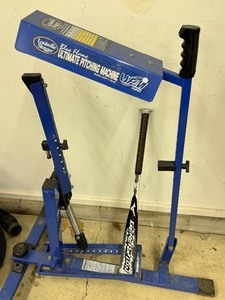 lot 287 image: Louisville Pitching Machine