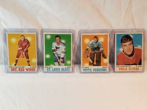Lot of 4 NHL 1970-71 Bruce MacGregor 27, Bob Wall 98, Al Smith87, Gary Dornhoeffer 85