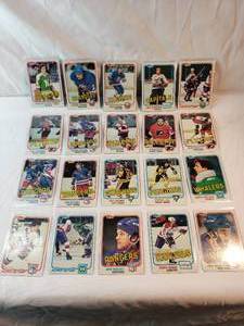 Lot of 20 1981-82 Topps NHL Cards Inc. Don Beaupre, Bob Dailey, Reggie Leach and More