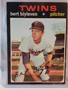 Bert Blyleven Rookie Card 1971 Topps No. 26