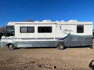 1997 Ford Winnebago RV - 53,309 MILES