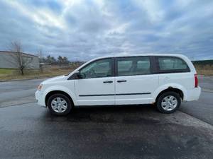 2008 Dodge Grand Caravan SE - 1 OWNER