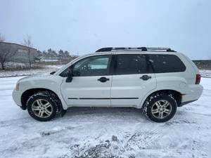 2006 Mitsubishi Endeavor LS - AWD