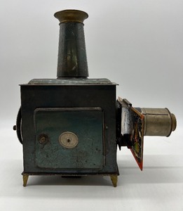 lot 2 image: Antique Vtg ERNST PLANK - Germany - Magic Lantern