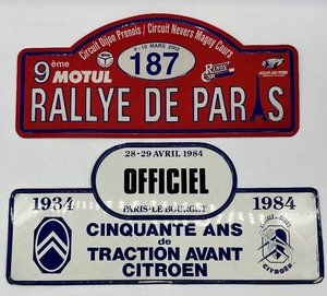 lot 29 image: Vintage Car Rally Placard - QTY 2