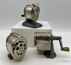 lot 32 image: Vintage Pencil Sharpeners - QTY 3
