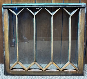lot 47 image: Vintage Diamond Mission Window #1