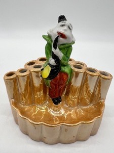 lot 76 image: Vintage JAPAN Salt Glaze Dish - Anthropomorphic