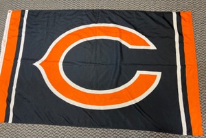 lot 323 image: Chicago Bears Large Outdoor NFL 3 x 5 Banner Flag