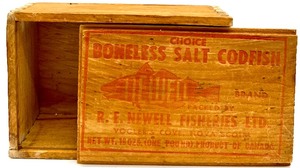 lot 220 image: Vintage PinBack RALLY DAY & Other Pinback Buttons with CHACE BONELESS SALT CODFISH Box