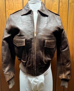 lot 259 image: Vintage OAKBROOK Leather Jacket
