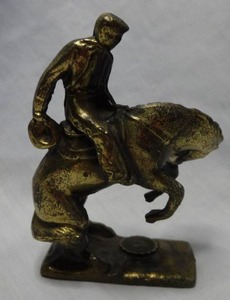 lot 350 image: Vintage KENTUCKY Souvenir Bucking Bronco COWBOY Riding a horse BRASS Sculpture