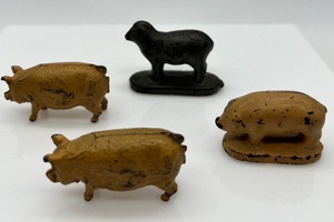 lot 534 image: Vintage Antique Farmyard Figurines including Putz Sheep, Lead Pigs and More