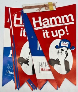 lot 611 image: Vintage HAMMS BEER Advertising Pennant Banner - New Old Stock