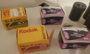 lot 387 image: 11 Rolls 35mm Film New Old Stock - All Expired Dates