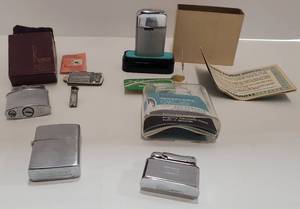 lot 337 image: Group of 5 Vintage and Collectible Lighters