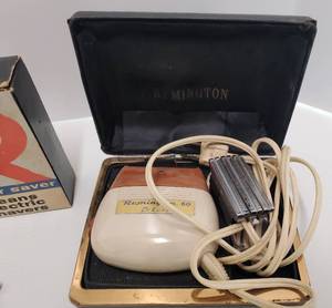 lot 338 image: Vintage Shaving Collectibles including Tonic Bottles