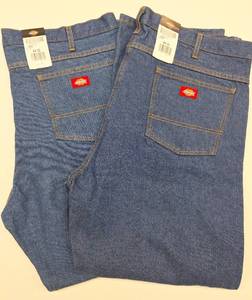 lot 592 image: DICKIES Mens Denim Jean - NWT - Size 44 x 30 - 2 pairs