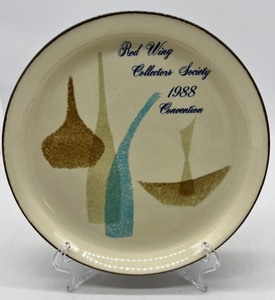 lot 367 image: RED WING POTTERY Commemorative Collectors - 1988 -Pompeii Plate