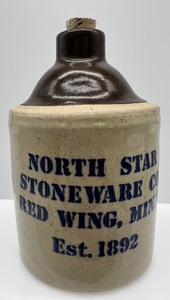 lot 369 image: RED WING POTTERY Commemorative Collectors - 1992 - North Star Shoulder Jug