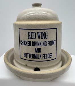 lot 371 image: RED WING POTTERY Commemorative Collectors - 1993 - Chicken Fount
