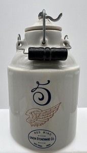 lot 451 image: RED WING POTTERY Commemorative Collectors - 2002