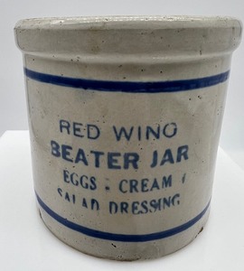 lot 457 image: Vintage RED WING STONEWARE POTTERY - Advertising The Farmers Stores - Egg Beater Jar #2