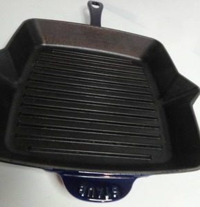 lot 362 image: Staub France #26 Square Cast Iron Ribbed Skillet Grill Pan Blue Enamel