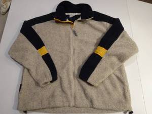 lot 429 image: COLUMBIA Lamb wool Fleece Fabric ZIP UP Block Color Sweatshirt JACKET Mens L