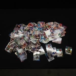 BASEBALL CARDSHUGE LOT
