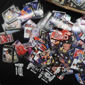 NASCAR CARDSHUGE LOT