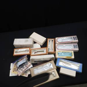 ASSORTMENT OF MISCELLANEOUS ORIGINAL TRAIN BOXES