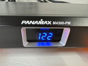 lot 14 image: PANAMAX M4300-PM Power Line Surge Protector