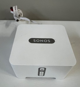 lot 24 image: SONOS Connect Model S15- Version - S1S2 Comp