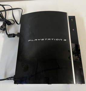 lot 30 image: Sony PLAYSTATION 3 - 40 GB Fat Console