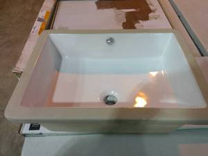 19.5 x 14.25 x 7 Rectangular Undermounted Ceramic Sink