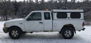 lot 18 image: 2001 Ford Ranger XLT 4x4