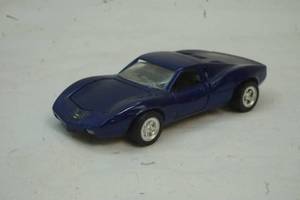 lot 47 image: Vintage Hot Wheels Gran Toros Chevrolet astro II