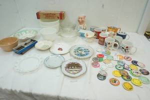 lot 291 image: Kitchenware, Piggy Bank, Buttons, Decorative Plates