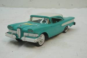 lot 130 image: Vintage 1958 Edsel Car