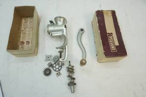 lot 67 image: Food and Meat Chopper