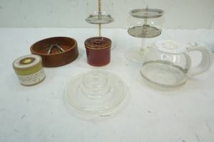 lot 74 image: Kitchenware