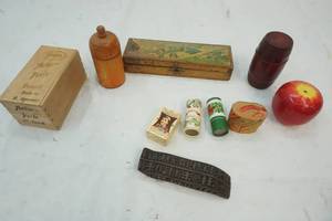 lot 62 image: Variety of Vintage Containers