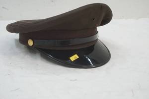 lot 101 image: Mens Brown Hat
